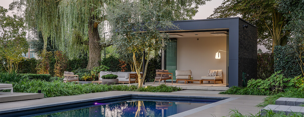 glazen-wandsystemen-poolhouse-rotterdam-metalura-1
