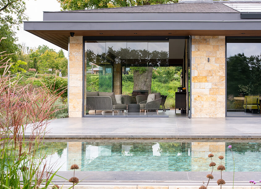 groots-genieten-met-metalura-tuinkamer