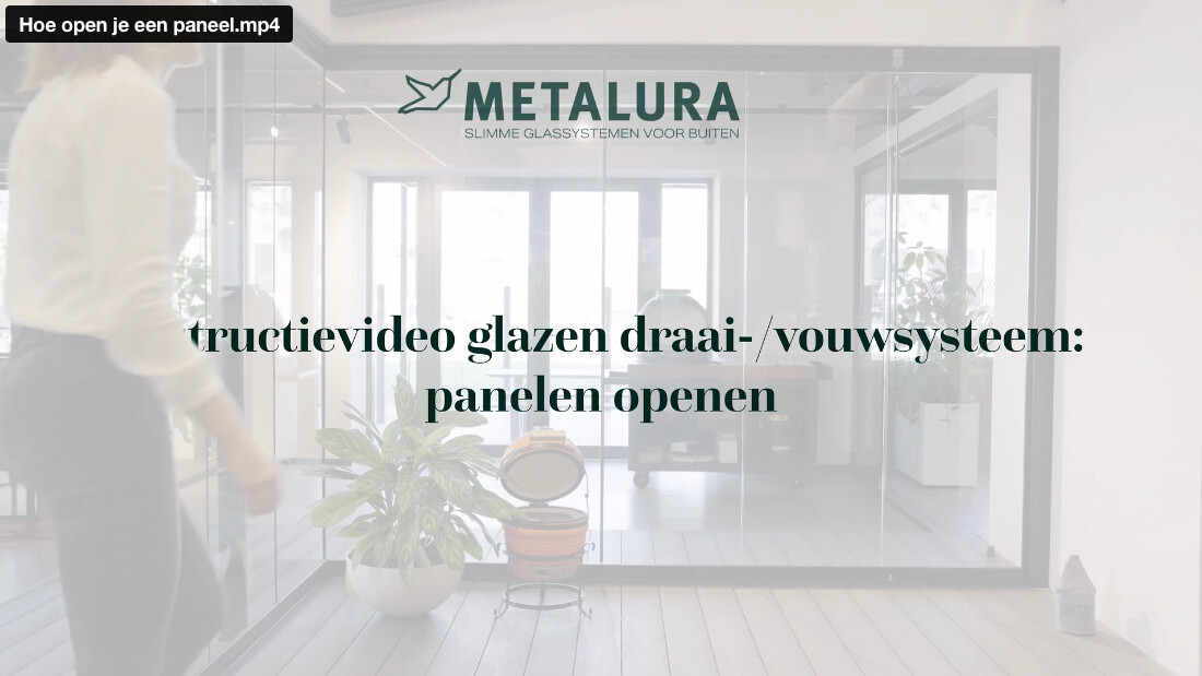 instuctievideo-panelen-openen-metalura