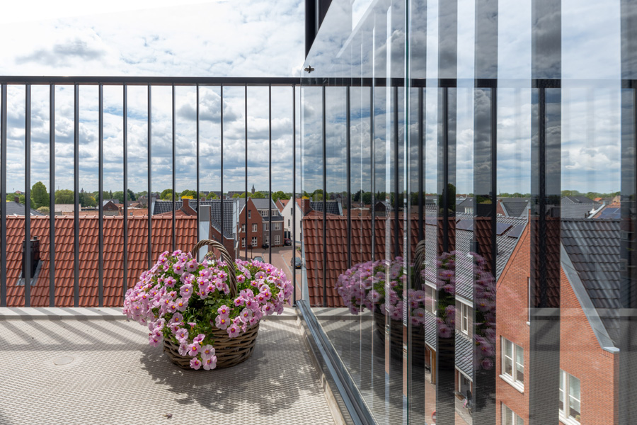 afb02_balkonbeglazing-campagne-augustus2026_metalura