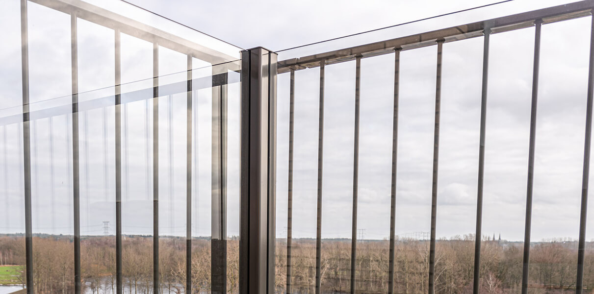 luchthaven Het beste Jabeth Wilson Glazen Windscherm Balkon | Metalura Balkonbeglazing