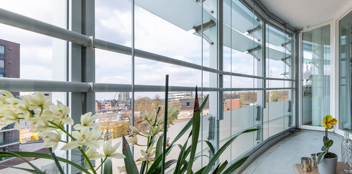 balkon-verdiepingshoge-beglazing-duurzamer-wonen-metalura