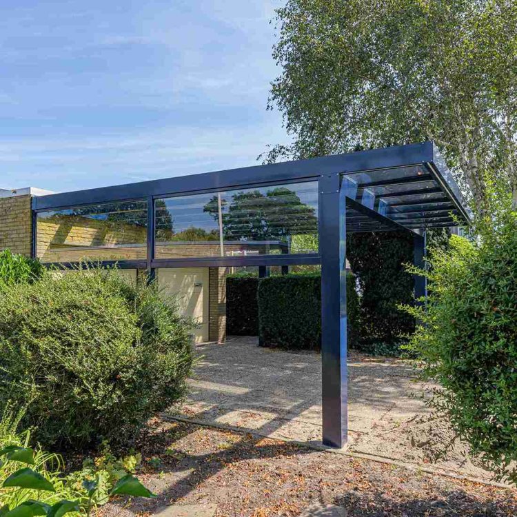 blauwe aluminium carport van Metalura