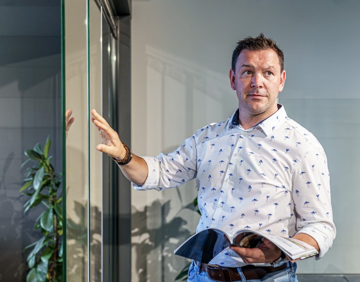 Experience Center 10