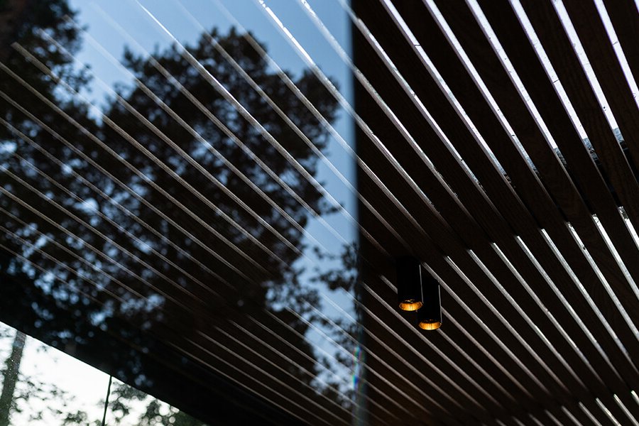 floren-lamellenoverkapping-glas-en-combinatiedak-metalura