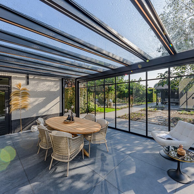 aluminium buitenverblijf met steel-art harmonicadeuren