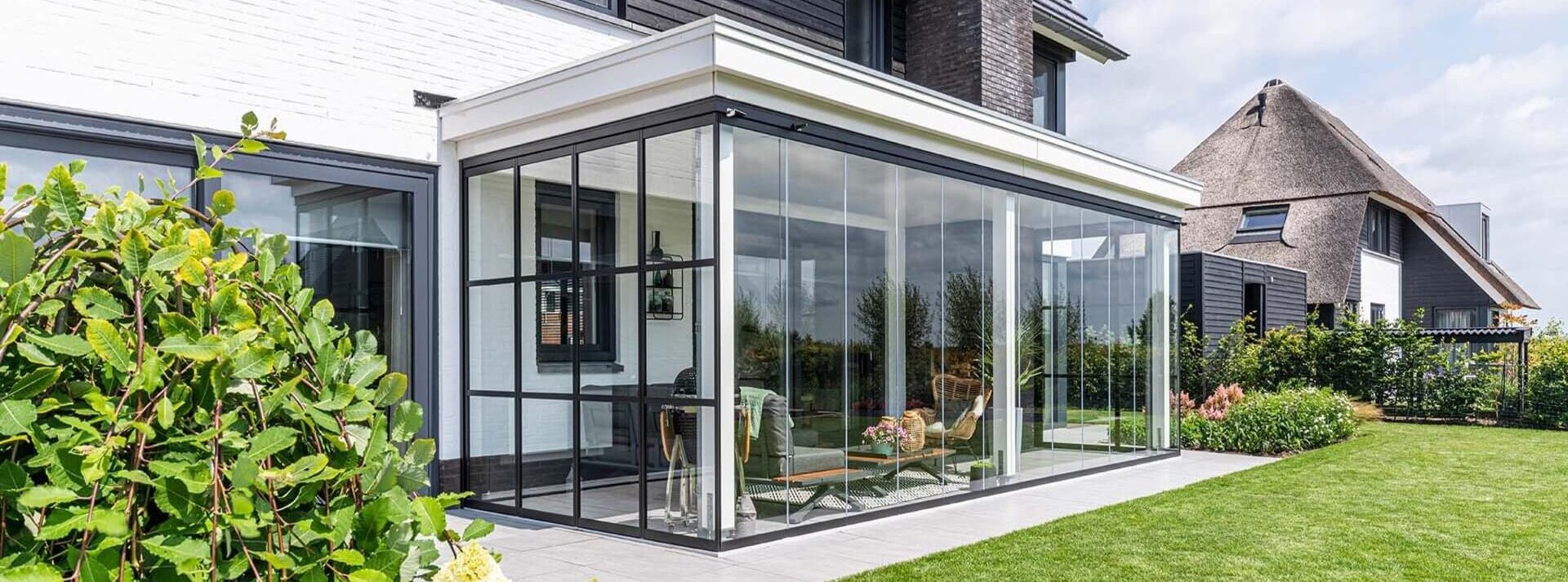 mannelijk Reinig de vloer Tot stand brengen Terrasbeglazing van Metalura | Marktleider in Glassystemen