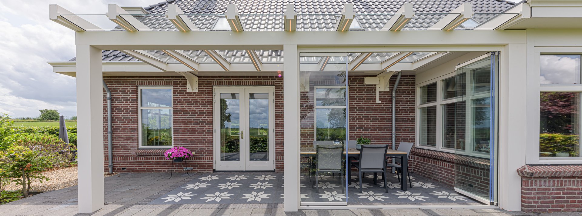 Tuinkamer Arioso wit