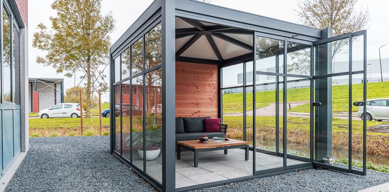 Tuinkamer-Libero-beglazing-metalura-01