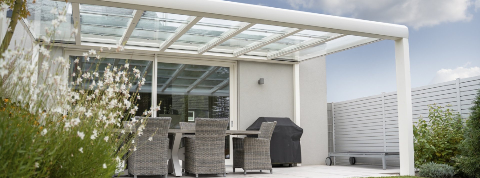 Tuinkamer Modern wit