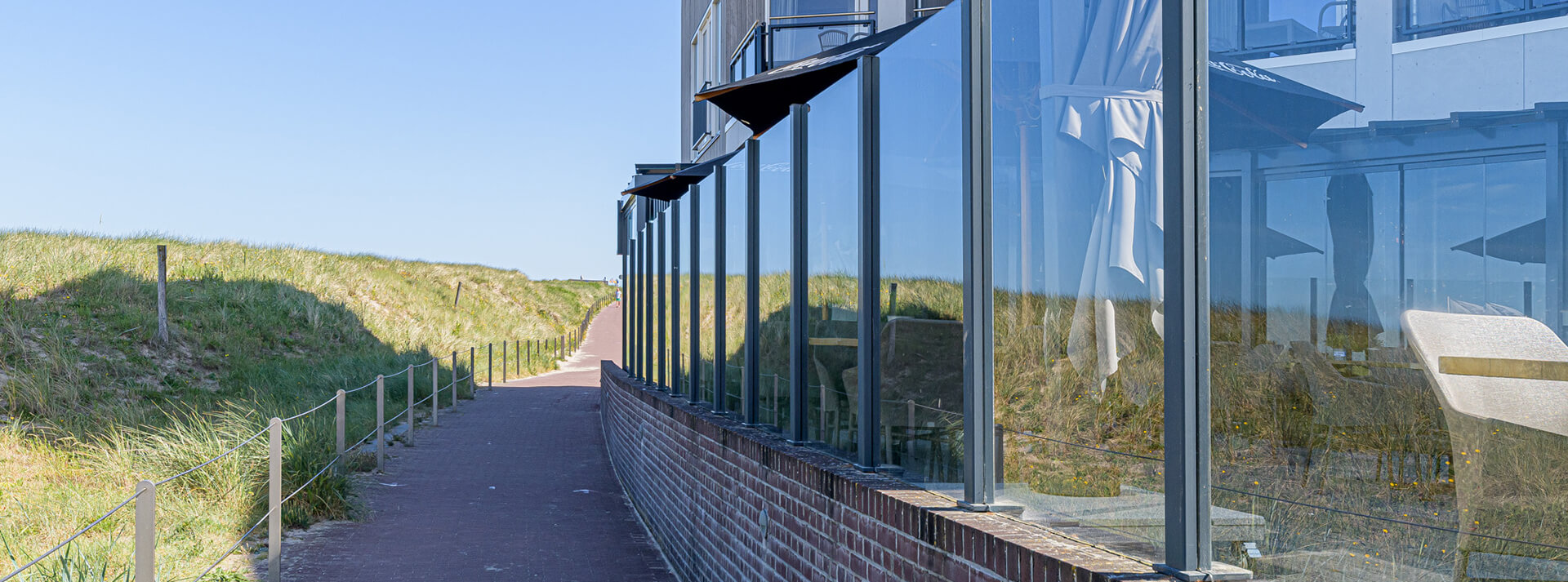 Vast windscherm terras 