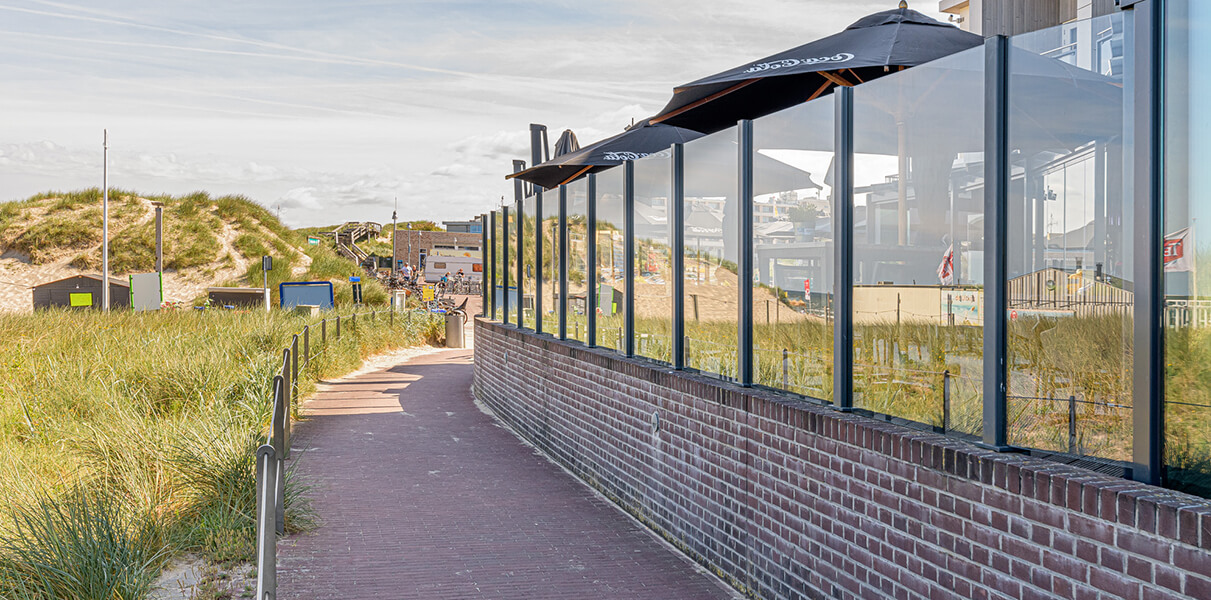 Frons regiment Wetland Glazen Windscherm van Metalura | Marktleider in Glassystemen